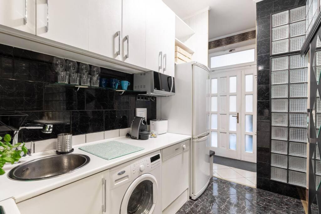 Stylish Central Budapest Apartment Zewnętrze zdjęcie